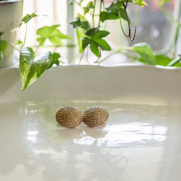 Vintage Designer Gold Tone Earrings - Picture 2 of 9